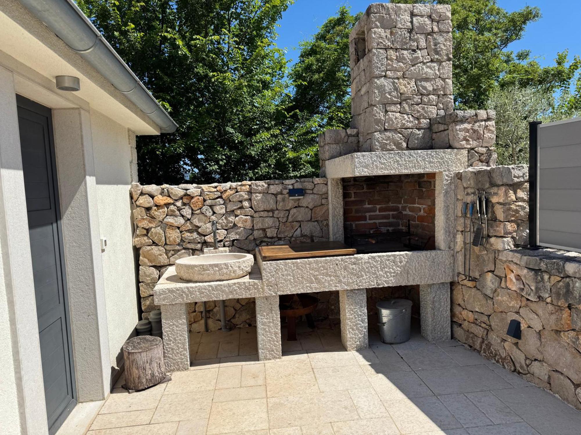Holiday home Kvarner Rasopasno